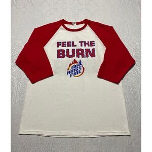 Mens XL Feel The Burn Ring of Fire UIC Flames Lucky's Sandwich Co Raglan Tee